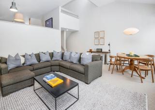 Coldstream Townhome 7 - 7