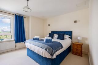 Coastal Retreat - Spacious Apartment on Poole Quay - 7