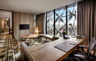Crowne Plaza Changi Airport by IHG - 9