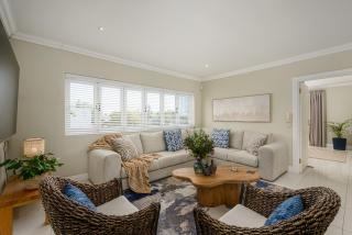 Soterion Beach House - 4