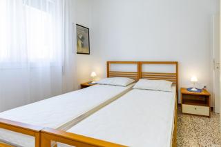 Jesolo Lido Free Parking - 4 Guests - Near Beach - app 3 - 5