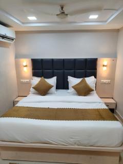 Hotel Green Land - 2