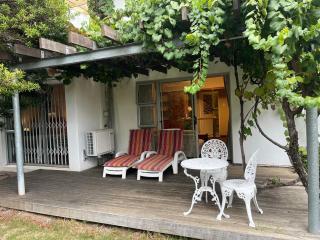 Benevolent Stylish Cottage - 9