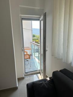 Leo Apartments - 2