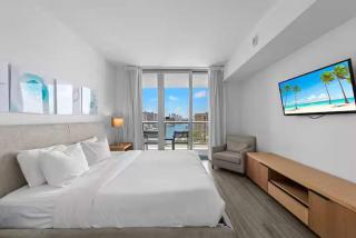 Sunny 1BR Intracoastal View Full Kitchen - 7