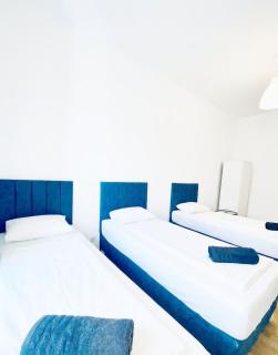 Private Rooms in Comfortable 4-Bedroom Apartment - 0