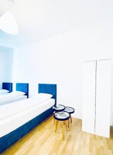 Private Rooms in Comfortable 4-Bedroom Apartment - 9