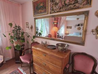 Artist eremitage Leonora - Historic schoolhouse apartment - 9