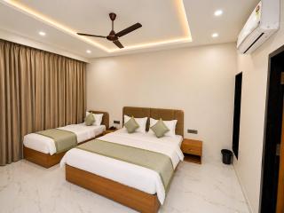 Hotel Heera Palace - 5