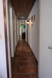 Apartamento a 8 minutos da PRAIA DO FORTE com garagem para 1 carro grátis e Wi-Fi - 0