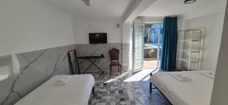 villa gardens - 1