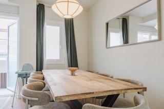 Barcelona Stadium Signature Apartment - 5
