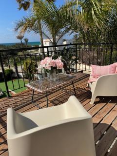 Sea View Villa -Private Pool - 1 Min Walk to Beach - 2