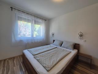 Oliva Wellness Apartman - 4