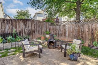 4 Mi to Nationals Park: Quiet Getaway w/ Fire Pit - 6