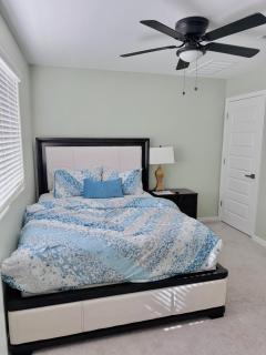 Private Guest Rooms in Laveen, Near South Mountain & Downtown Phoenix - 1