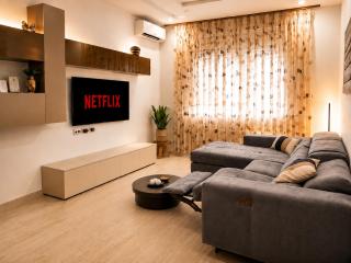 MESA Apartment - Free Parking, Netflix, Wi-Fi & AC - 9