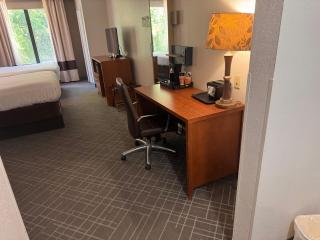 Comfort Suites near MCAS Beaufort - 7