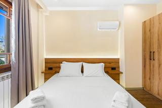 Elpis House - 1