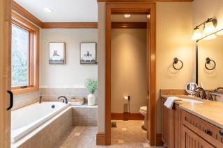 Headwaters Hideaway - 2