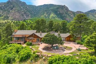 Neal Ranch Massive Secluded Lodge w 360 Views - 0