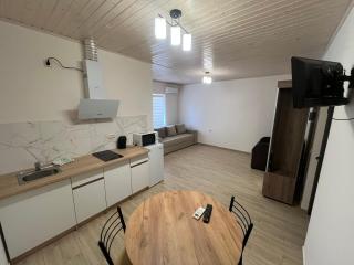 Nishkoiu Apartamente - 9