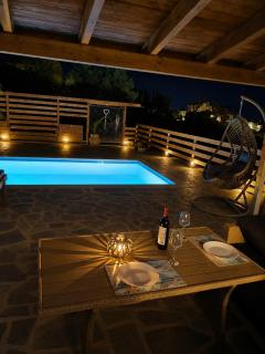 RELAXING POOL HOUSE IN LAGONISI 1 - 8