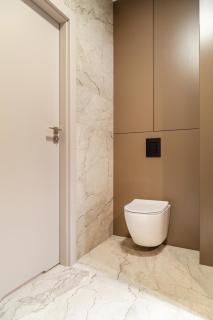 Modern Studio with Balcony 10 Min Walk Main Station - 5