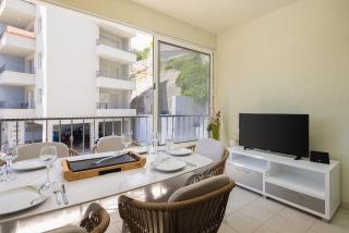 Loré Apartment with large Terrace - 8