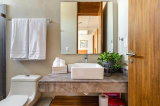 Urban Loft w Rooftop Pool in Donceles - 5