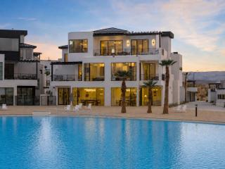 Barefoot Beach Bungalow home - 0