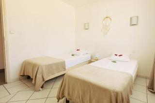 Villa 110m2, 7 pers, Jacuzzi , 3 chambres, terrain clos et arboré 2500m2 - 7