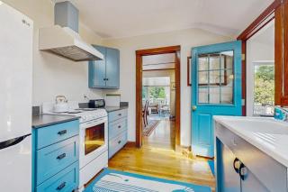 Blue Moon Cottage - 4