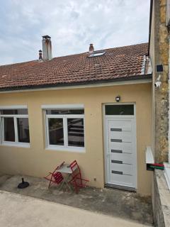Petite maison, Oyonnax centre - 9