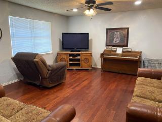 Midland Friendly Game Room Home - 5