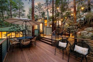 Luxe Treehouse /Stunning Woodside Cabin 4/3 - 9