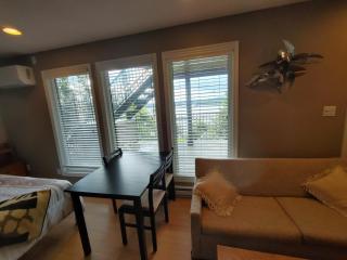 Ocean View Retreat-BnB, Near Ferry, Forested Area - 2