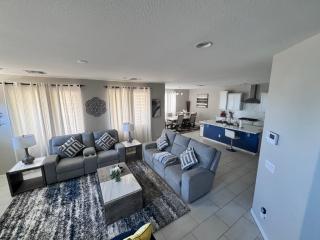 Private Guest Rooms in Laveen, Near South Mountain & Downtown Phoenix - 8