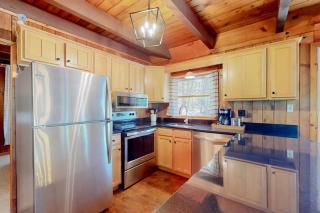 Rustic 4BR Chalet - MOUNTAIN VIEW - Swanton - 1