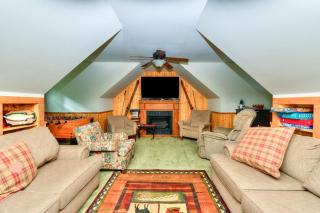 Lazy Bear Lodge - 3