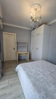 APARTMENT 7 - 4