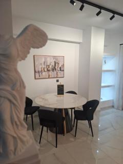 Hanna's Villagio - 7