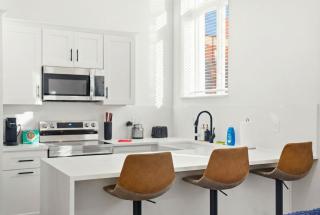 1 Mi to Dtwn! New Pet-Friendly Condo in Pittsburgh - 2