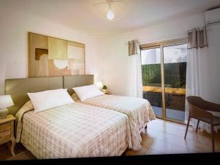 Spacious villa with private pool - 1