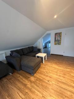 Dachgeschoss-Wohnung in Seenähe - 4