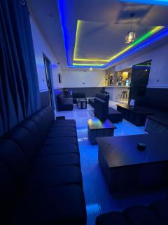 Leebwill Hotel & Apartment - 3