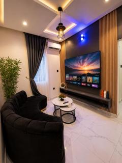 Leebwill Hotel & Apartment - 8