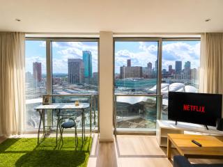 Stylish City View Apartment At Rotunda 2 - 7