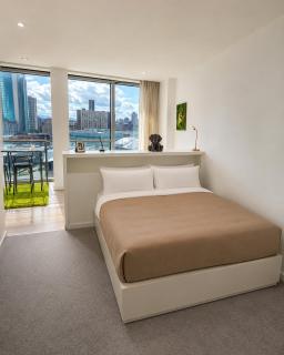 Stylish City View Apartment At Rotunda 2 - 4