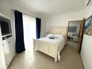 2BR -5PX Beachfront Resort Apartment - 2